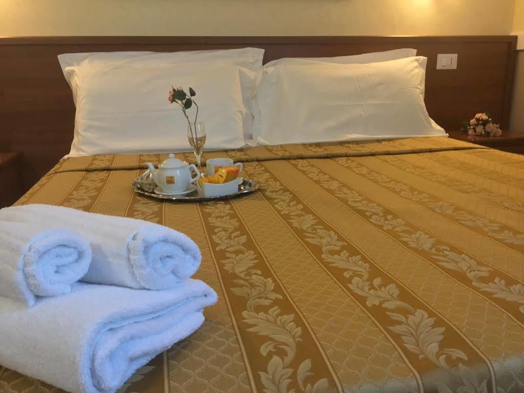 Hotel Marco Polo Self Check-In Bologna Kültér fotó